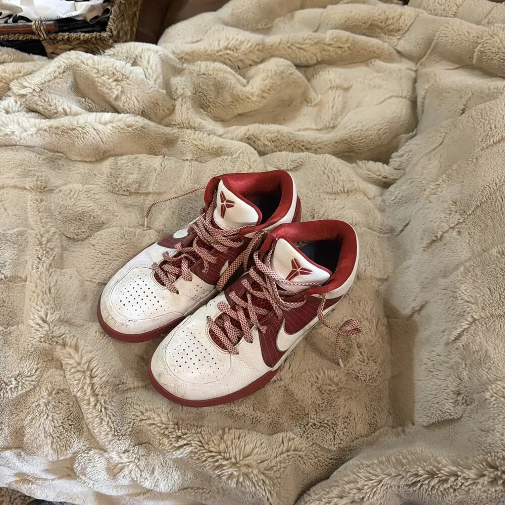 Size 8.5 - Nike Zoom Kobe 4 TB Varsity Red